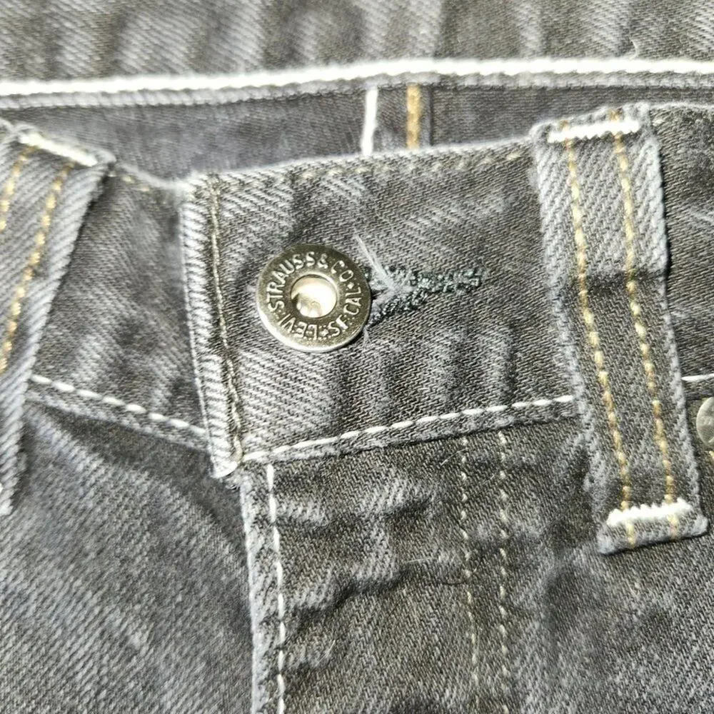Levi's 511 Slim Mens Jeans || 30 x 32 || EUC